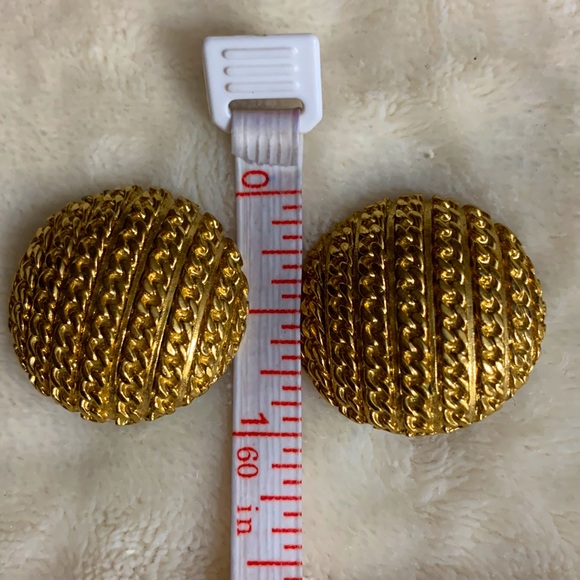 Vintage Monet Gold-Tone Textured Clip-on Earrings - Picture 4 of 4
